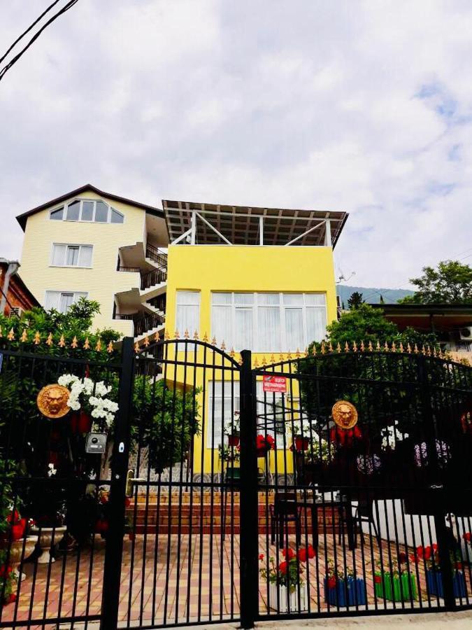Anna-Saria Guest House Gagry Zewnętrze zdjęcie